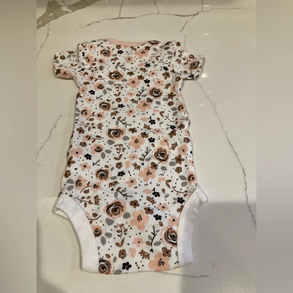 Gerber baby organic cotton white pink brown rustic flower onesie one piece 0-3mo